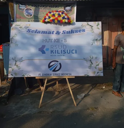 Karangan Bungan Ucapan Sukes